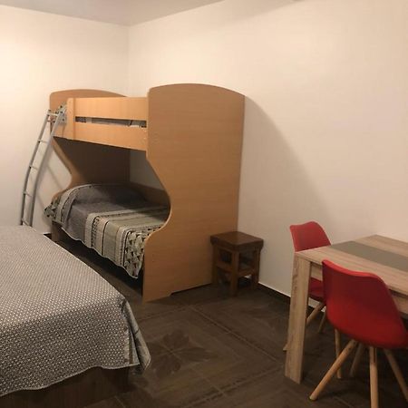 זאדאר Apartments Tonka מראה חיצוני תמונה