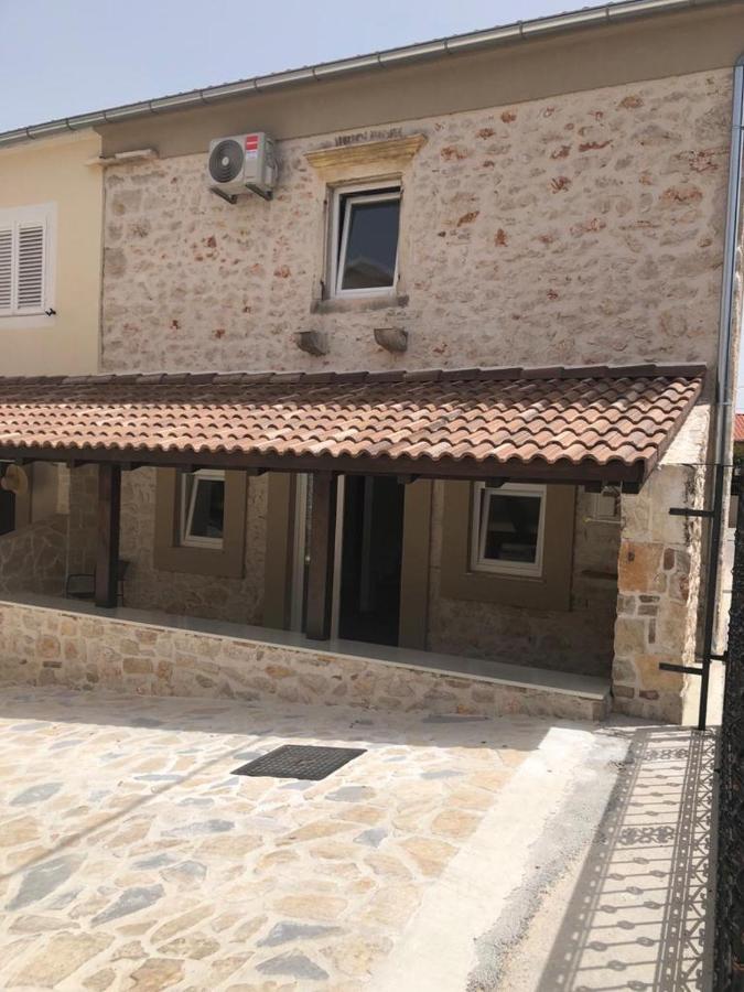 זאדאר Apartments Tonka מראה חיצוני תמונה