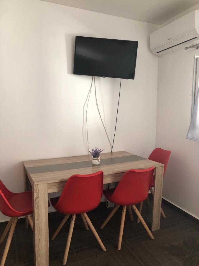 זאדאר Apartments Tonka מראה חיצוני תמונה