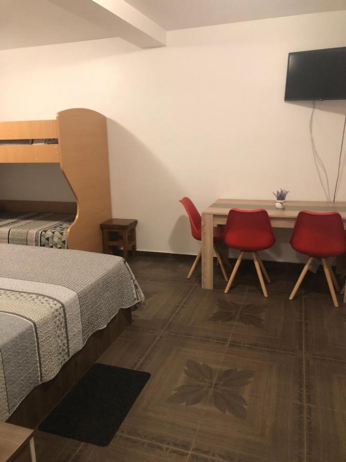 זאדאר Apartments Tonka מראה חיצוני תמונה