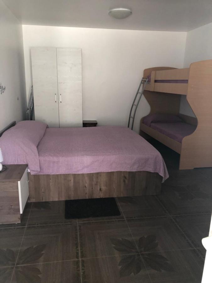 זאדאר Apartments Tonka מראה חיצוני תמונה