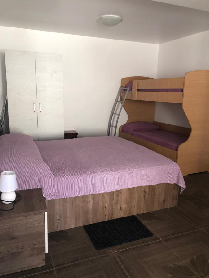 זאדאר Apartments Tonka מראה חיצוני תמונה